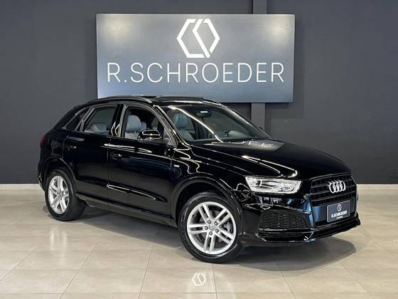 AUDI Q3 1.4 TFSI BLACK EDITION FLEX 4P S TRONIC